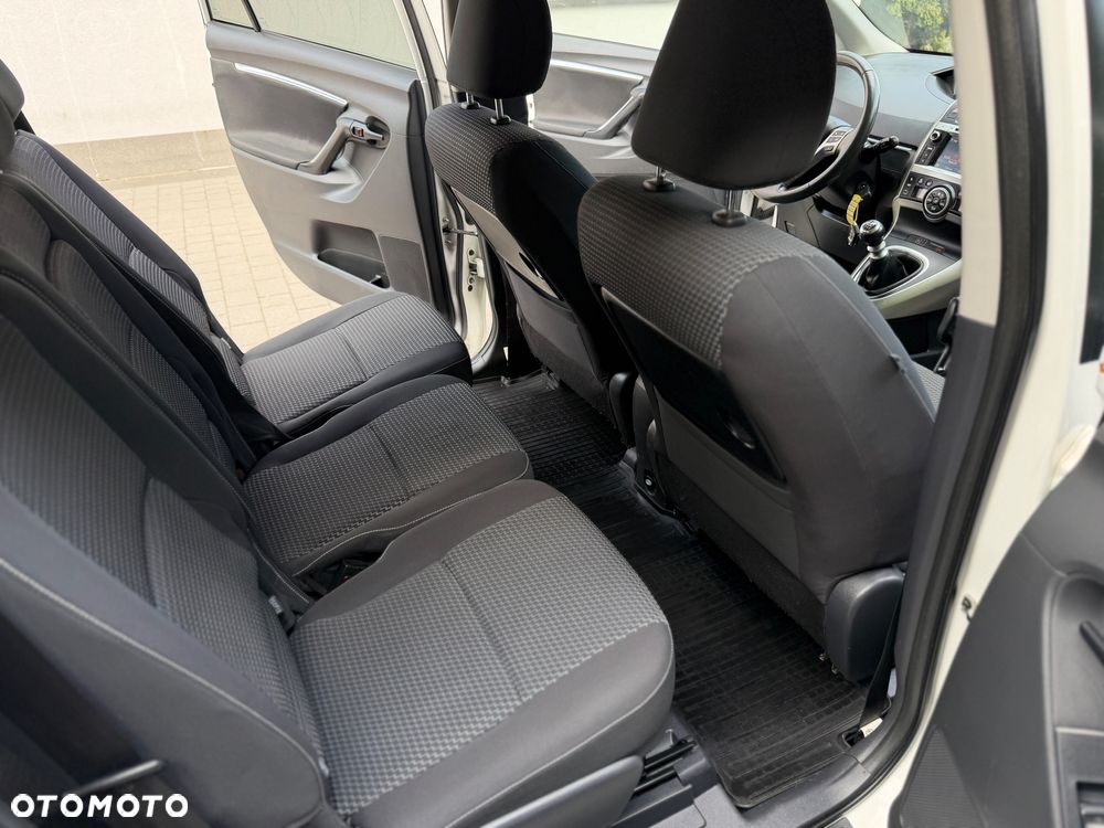 Toyota Verso 1.6 D-4D 5-Sitzer Start/Stop Skyview Edition - 12