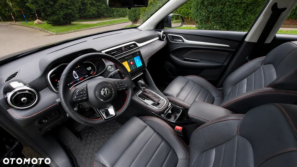 MG ZS - 20