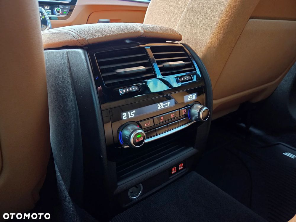 BMW Seria 5 540d xDrive mHEV M Sport sport - 37