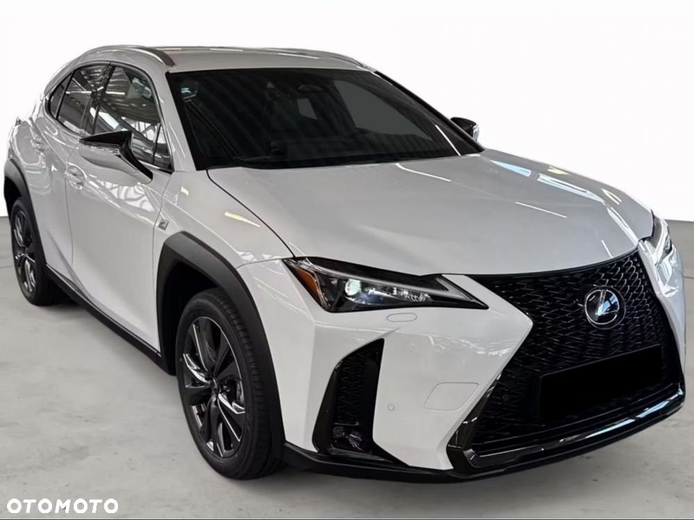Lexus UX - 3