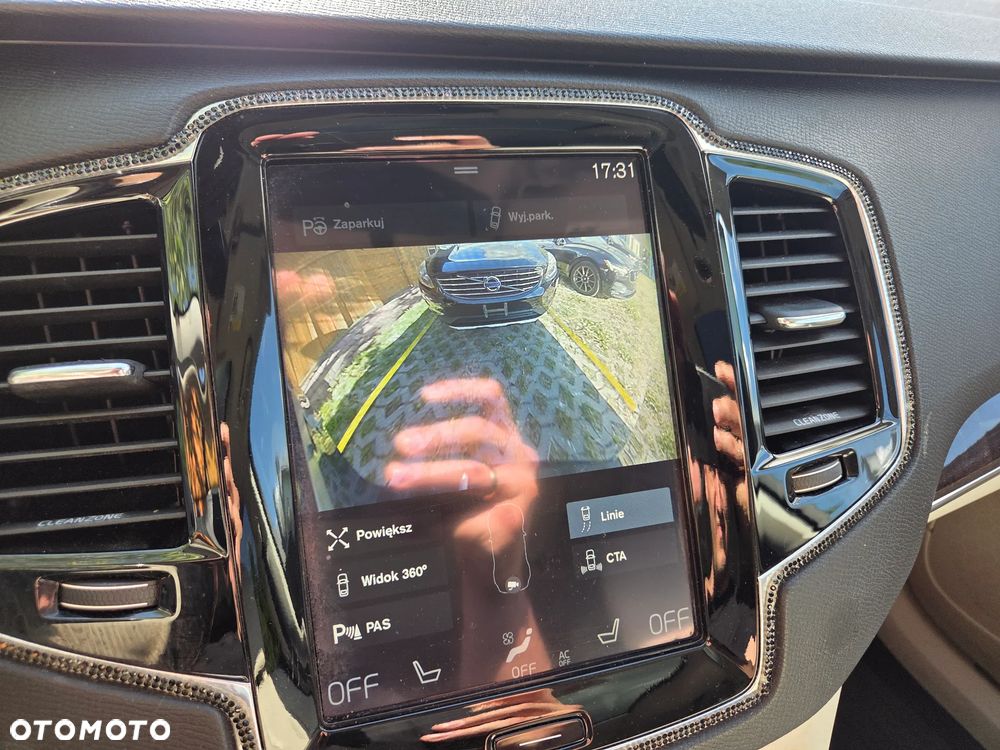 Volvo XC 90 T6 AWD Momentum 7os - 16