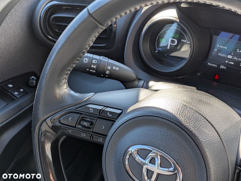 Toyota Yaris Cross Hybrid 1.5 Comfort - 17