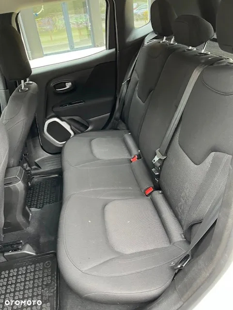 Jeep Renegade 1.6 E-TorQ Sport FWD - 9