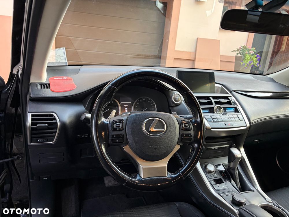 Lexus NX 200t Elite 2WD - 8