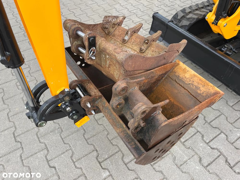 JCB 8018 CTS Gravemaster - 9