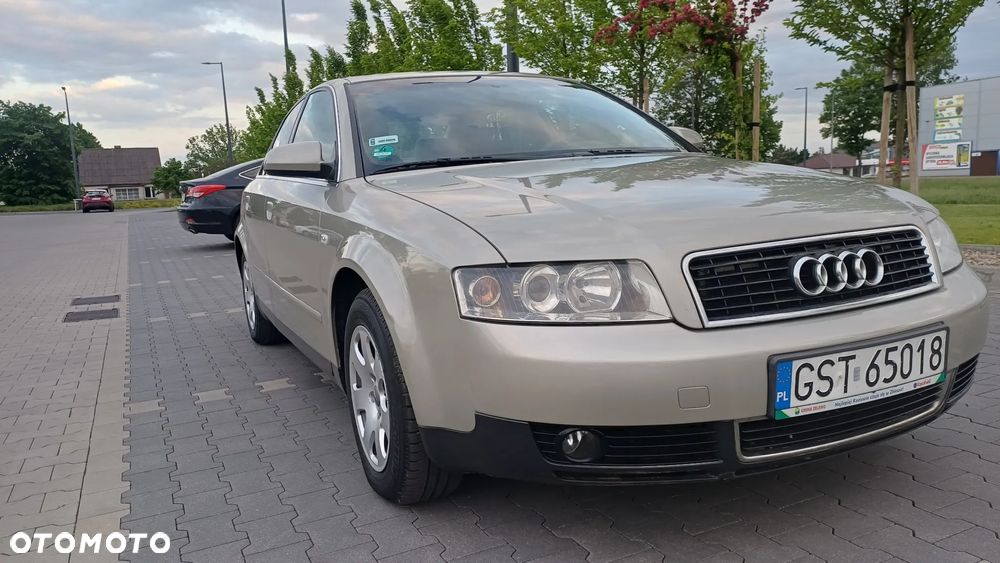 Audi A4 Limousine - 21