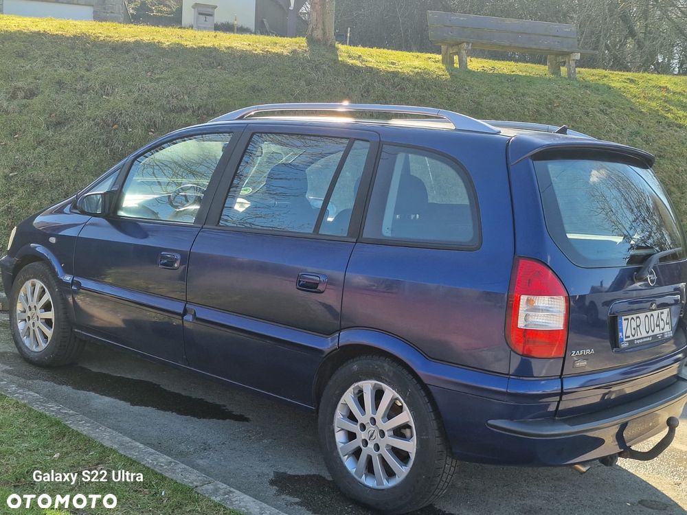 Opel Zafira 1.8 16V Elegance - 4