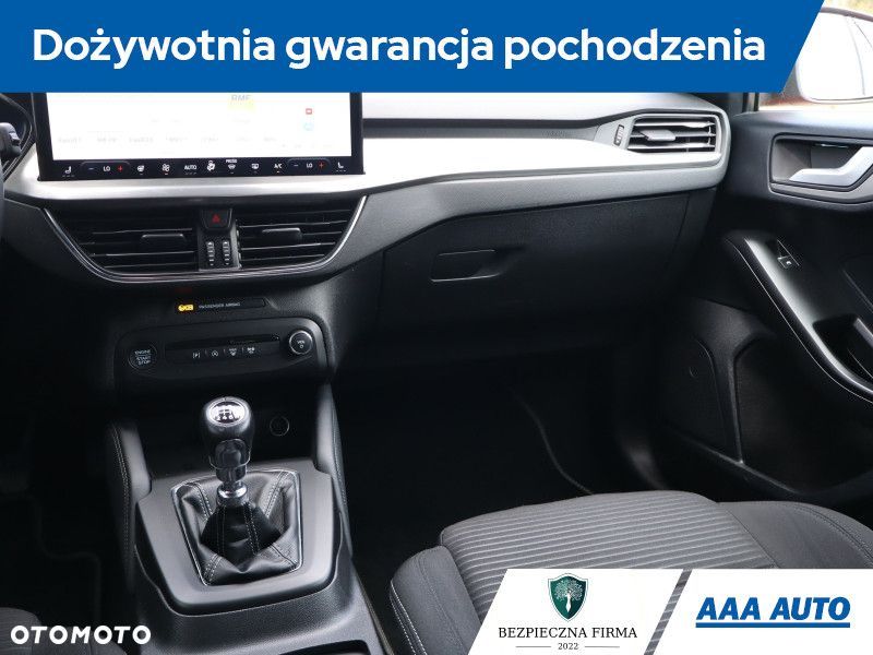 Ford Focus - 10