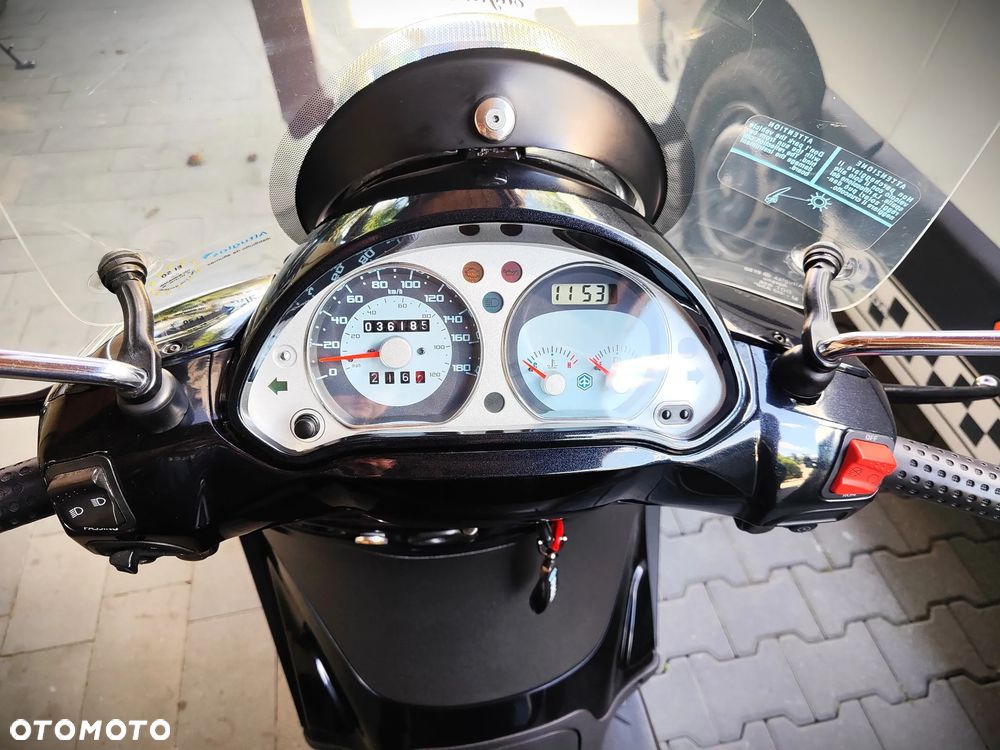 Piaggio Beverly - 5