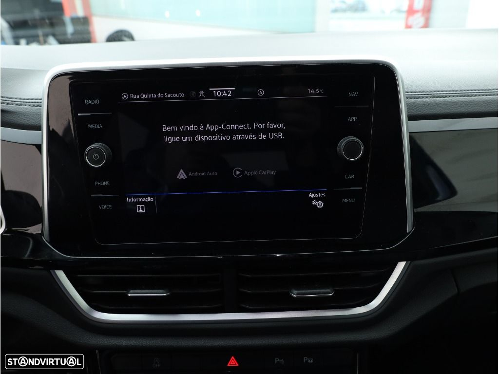 VW T-Roc 2.0 TDI R-Line DSG - 35