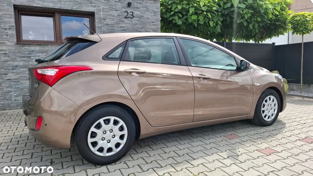 Hyundai i30 1.4 Advantage - 10