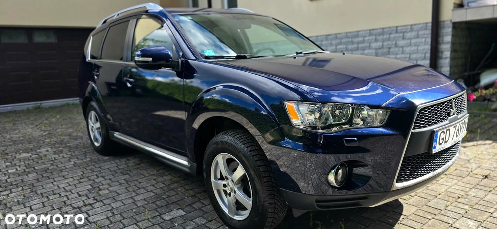 Mitsubishi Outlander - 4