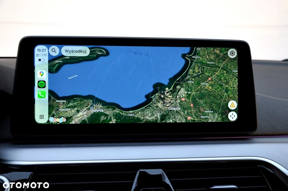 BMW Seria 5 520d xDrive - 24