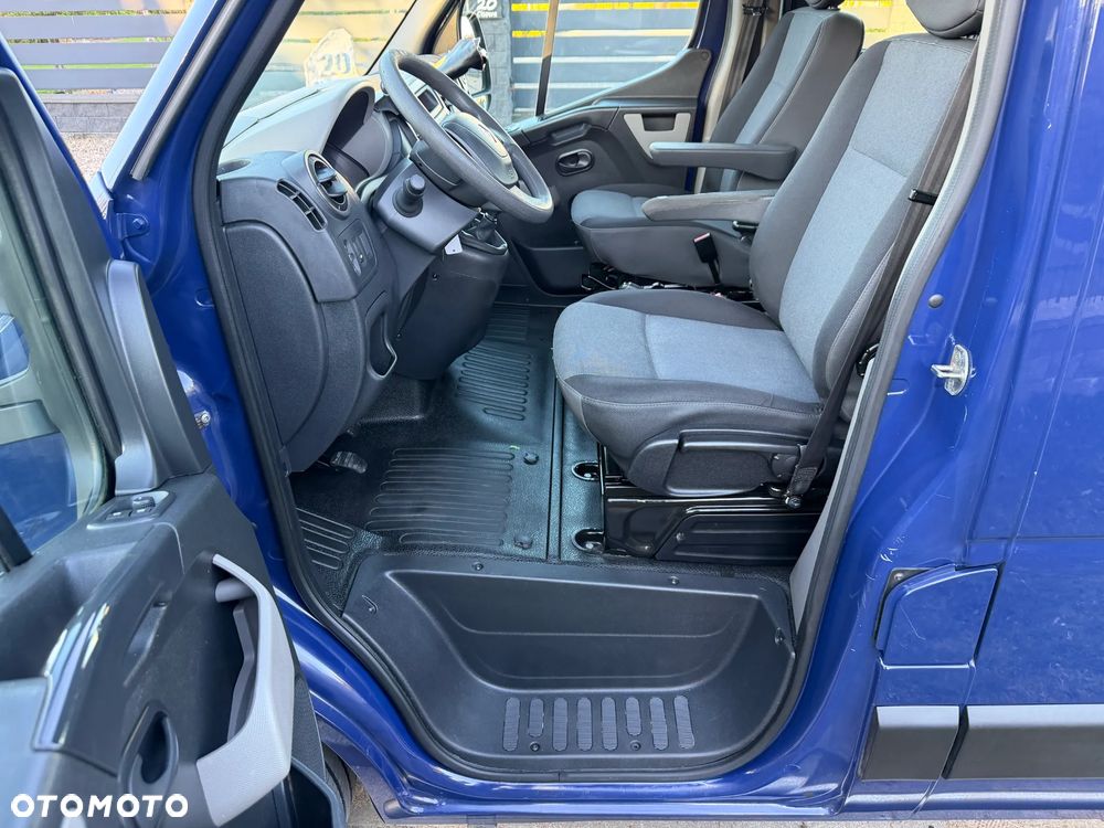 Renault MASTER 5 OSÓB - 13