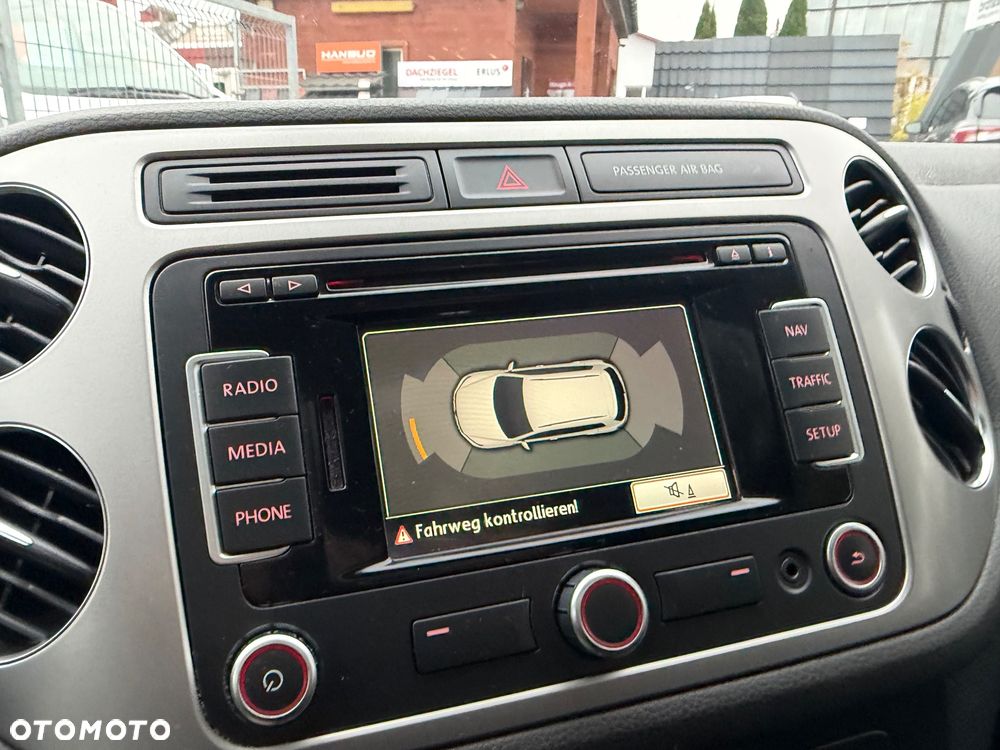Volkswagen Tiguan 2.0 TDI DPF 4Motion BlueMotion Technology DSG Exclusive - 37