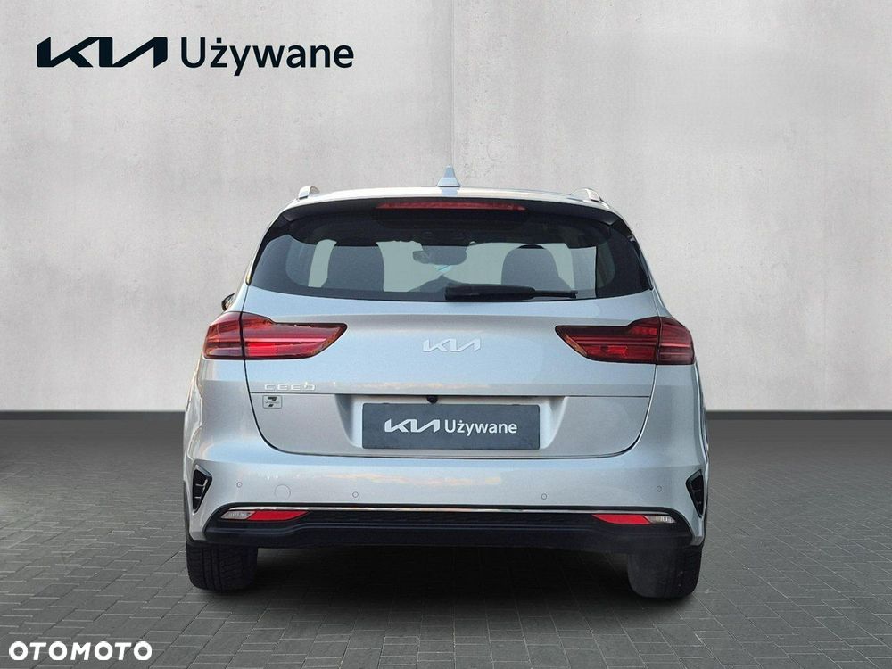 Kia Ceed 1.5 T-GDI M - 4