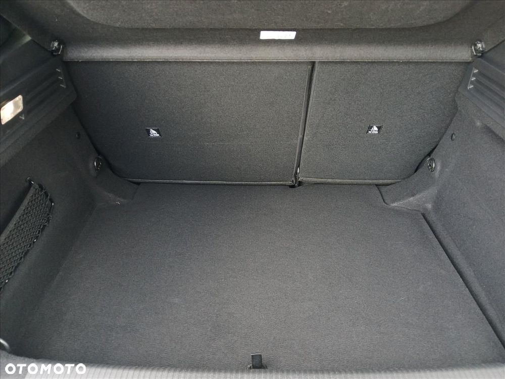 Peugeot 308 Hybrid 136 e-DSC6 Allure - 13