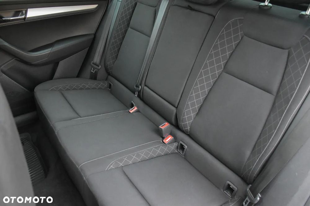 Skoda Karoq 1.5 TSI ACT Style DSG - 35