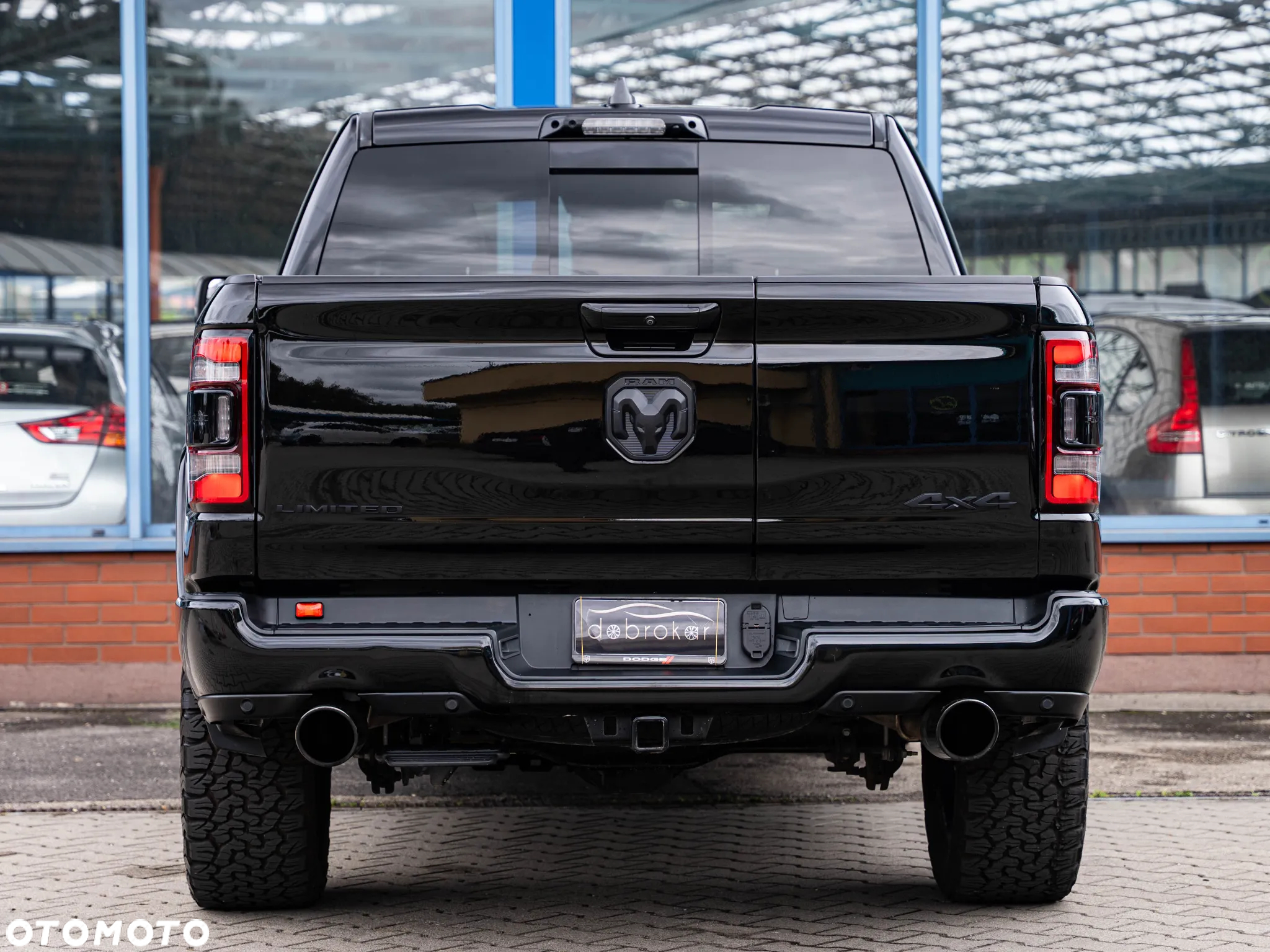 RAM 1500 Crew Cab Limited - 11