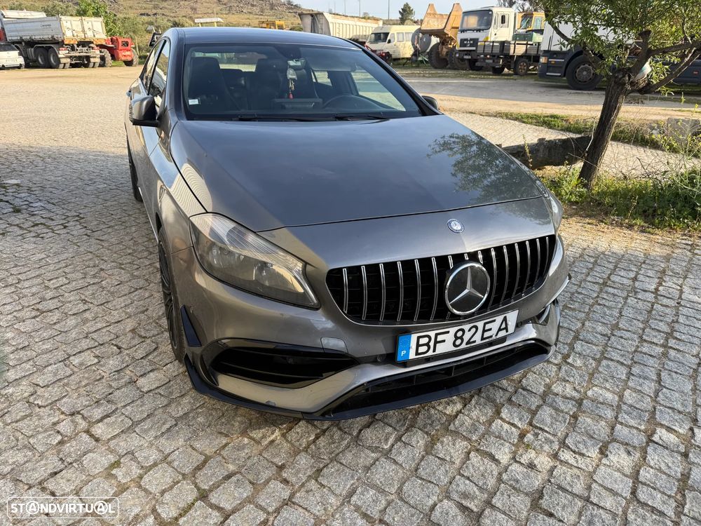 Mercedes-Benz A 220 CDI (BlueEFFICIENCY) 7G-DCT - 2