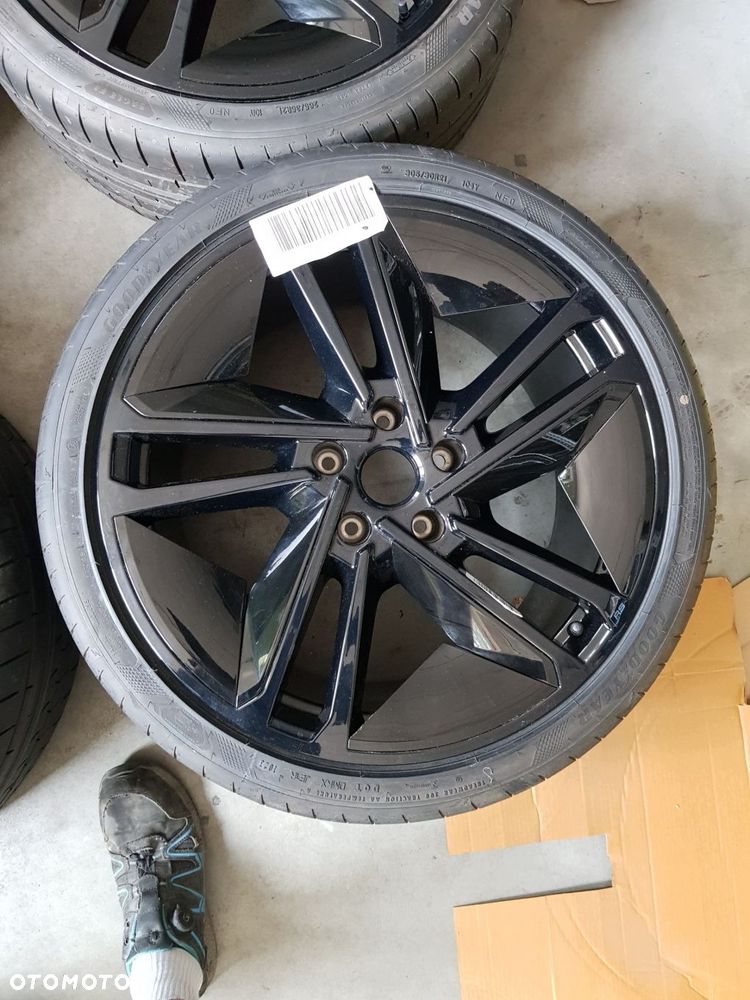 alufelgi 4j3301025m 4j3601025l audi etron rs 11.5' 9.5' 21'' 5x130 et66 60 - 11