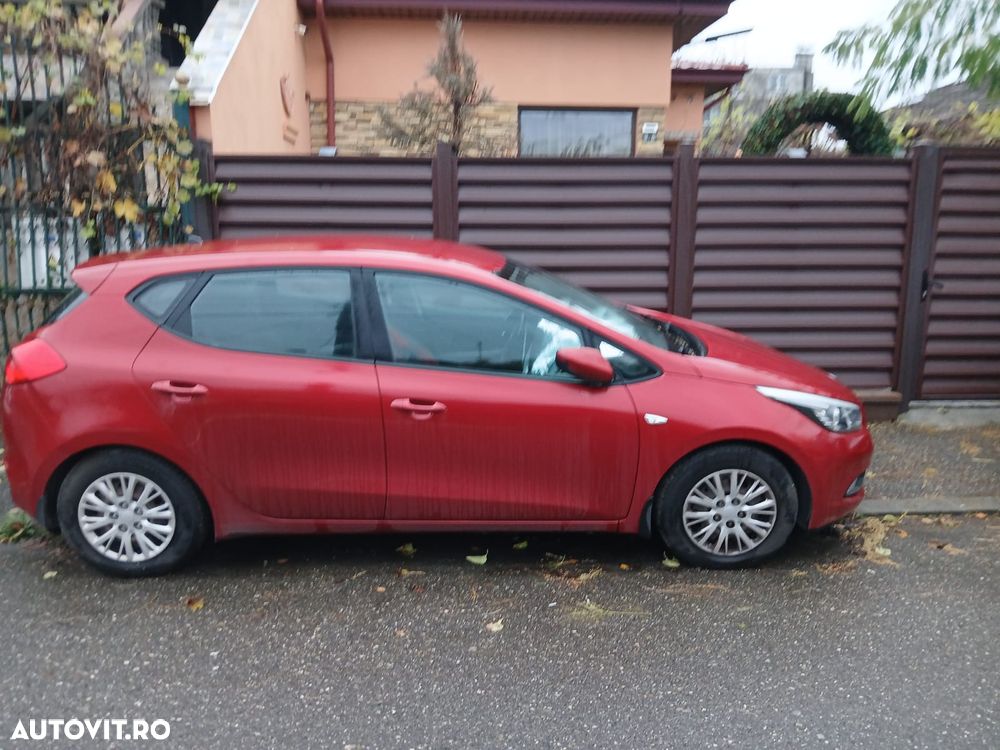 Kia Ceed - 4