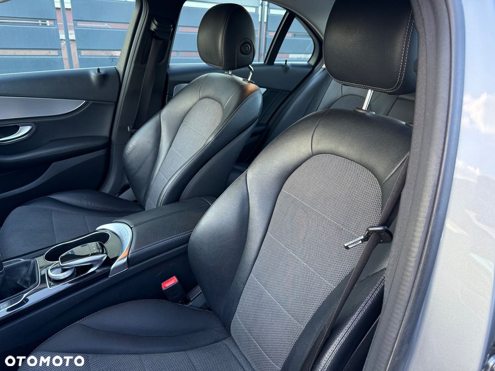 Mercedes-Benz Klasa C 180 (BlueTEC) d AMG Line - 17