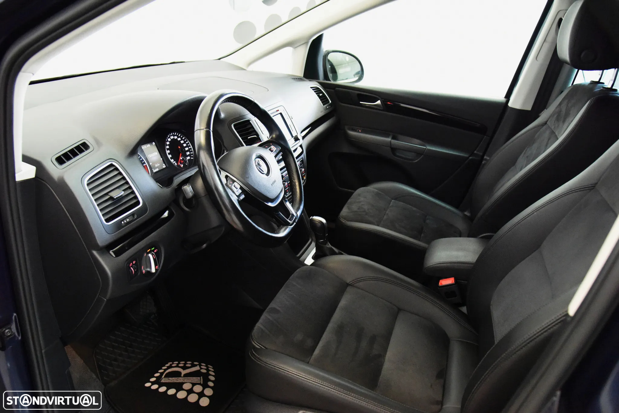 VW Sharan 2.0 TDI Highline DSG - 12