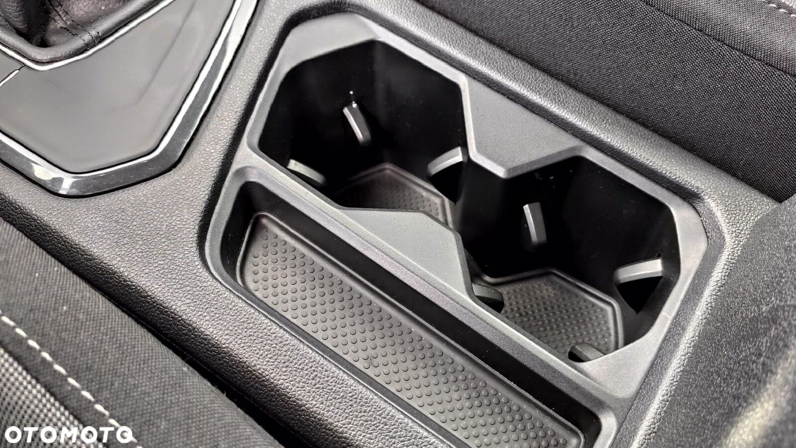 Volkswagen Tiguan - 30