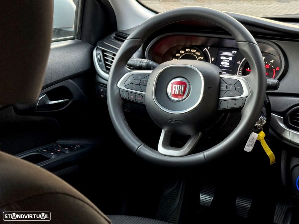 Fiat Tipo Station Wagon 1.3 M-Jet Easy - 11