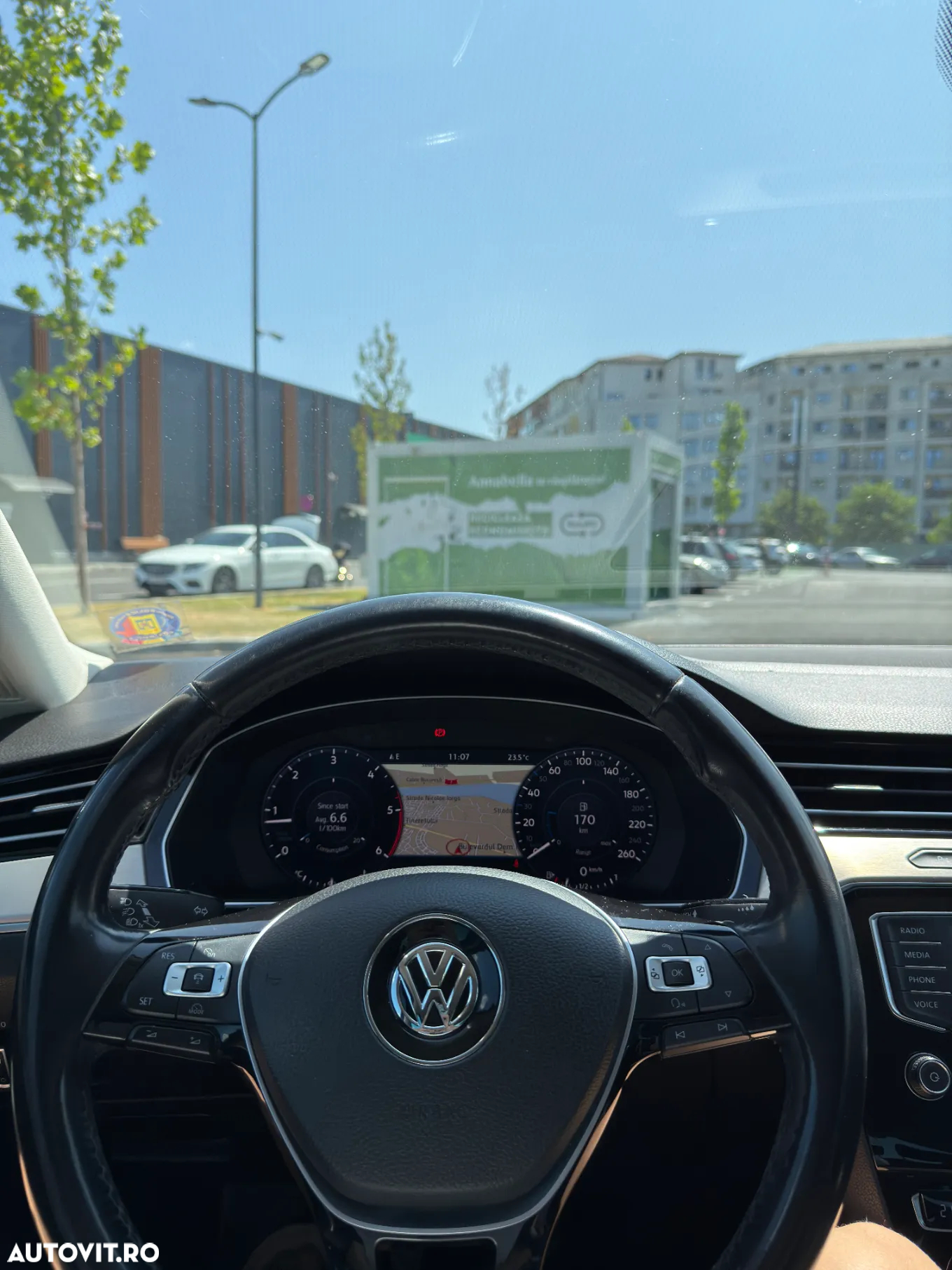 Volkswagen Passat 2.0 TDI 4Motion Highline - 13