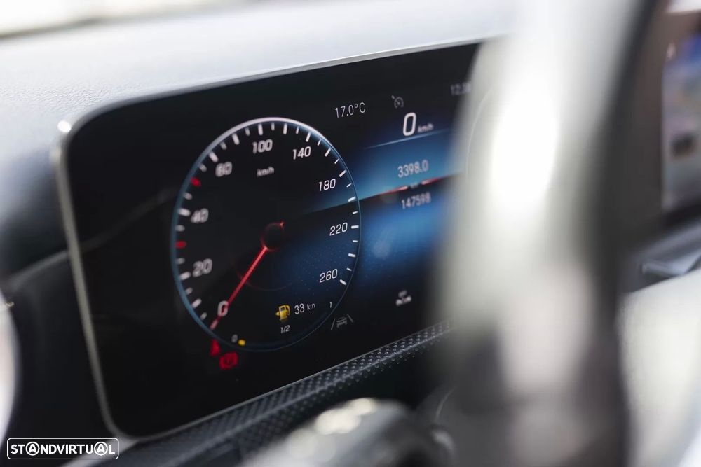 Mercedes-Benz A 250 7G-DCT AMG Line - 14