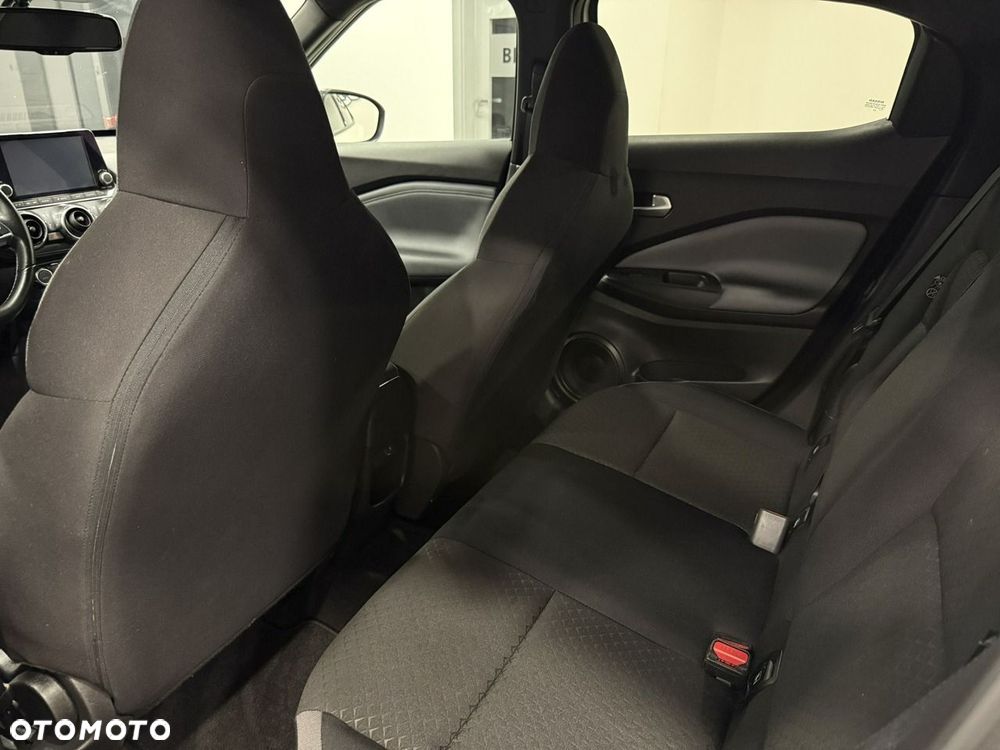 Nissan Juke 1.0 DIG-T Tekna - 23