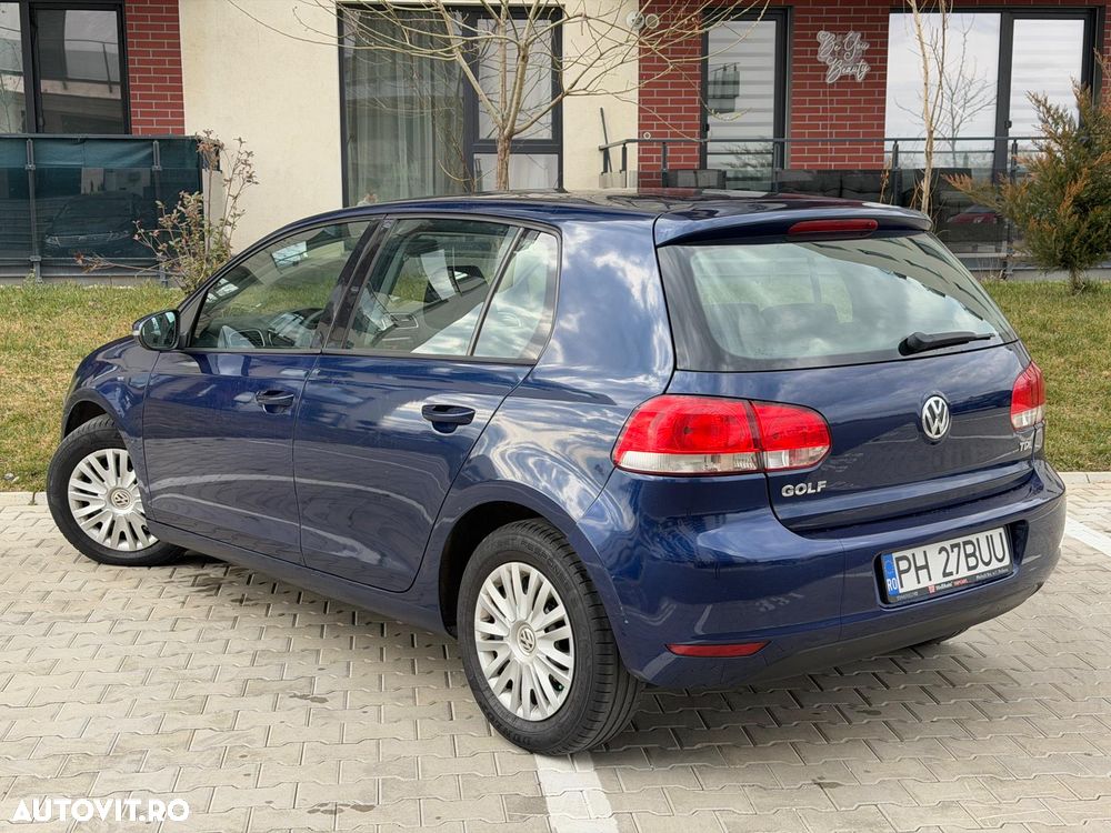 Volkswagen Golf 1.6 TDI DPF Trendline - 6
