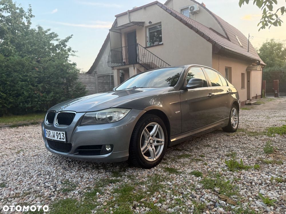 BMW Seria 3 320i Edition Exclusive - 12