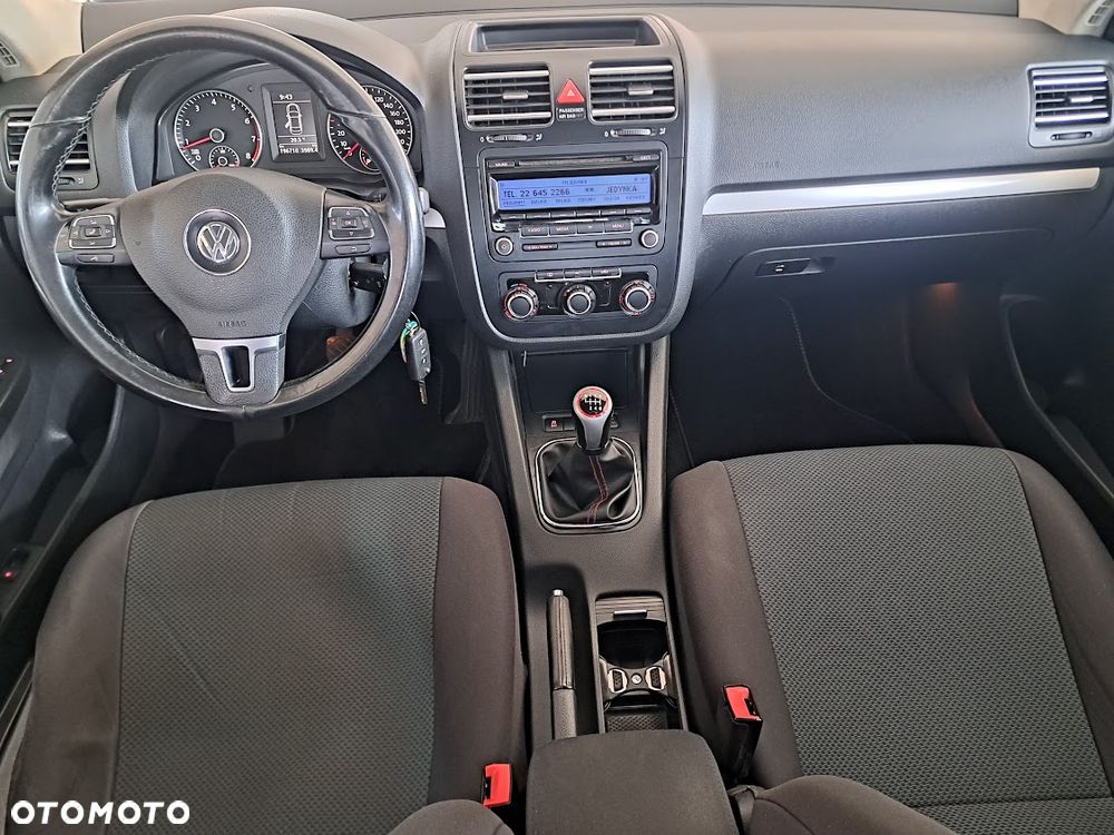 Volkswagen Jetta 1.4 TSI Trendline - 14