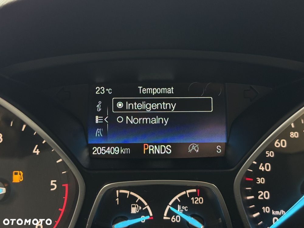 Ford Kuga 2.0 TDCi AWD Titanium - 28