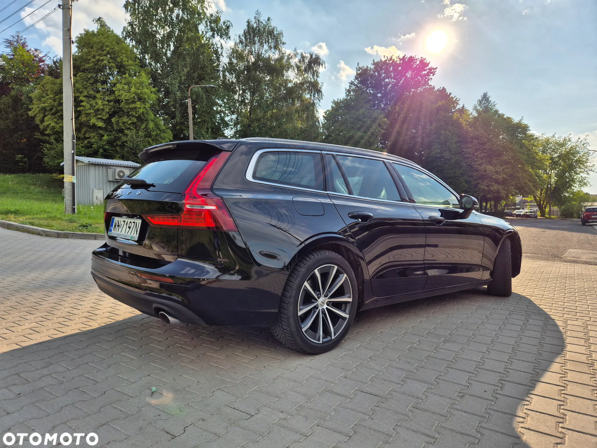 Volvo V60 B4 B Momentum Pro - 3