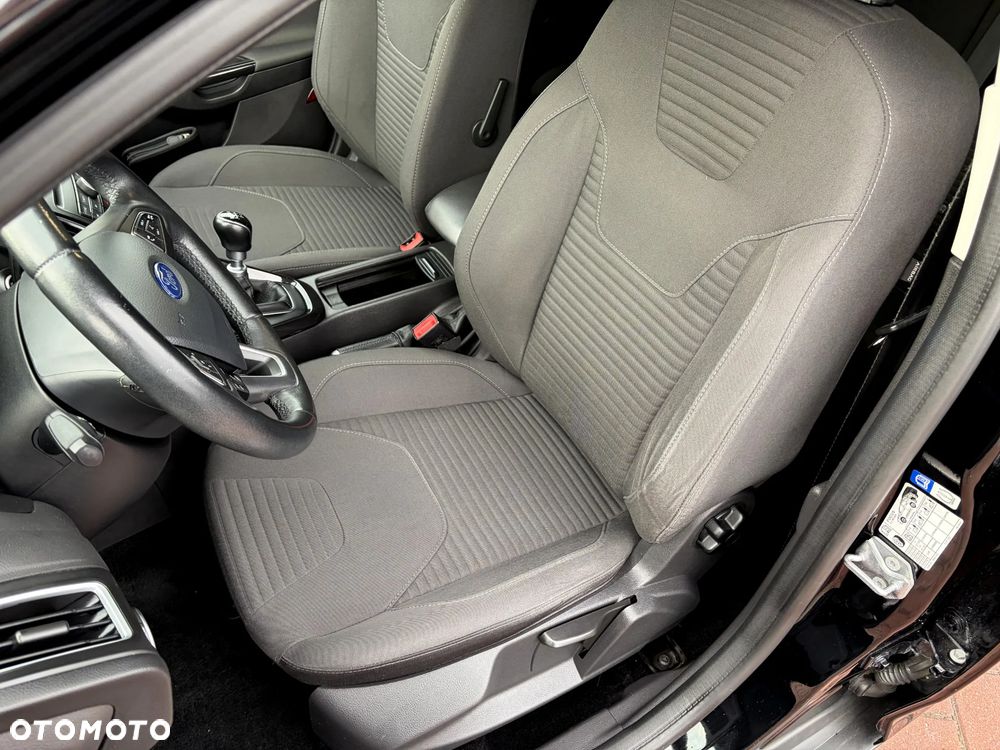 Ford Focus 1.5 EcoBoost STart-Stopp-System TITANIUM - 13