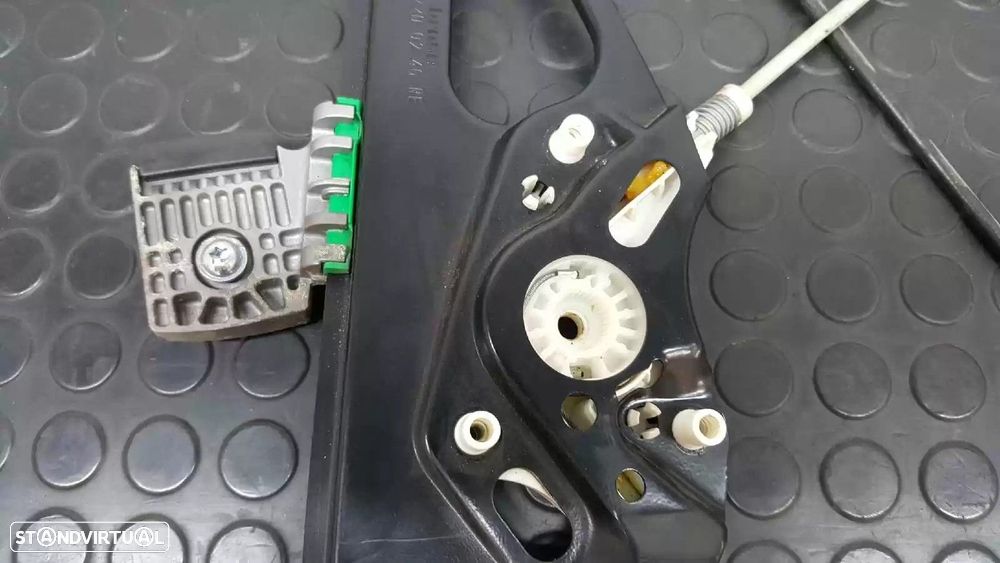 ELEVADOR DE VIDRO FRONTAL DIREITO MERCEDES-BENZ CLASSE E 2009 -A2117200446 - 1