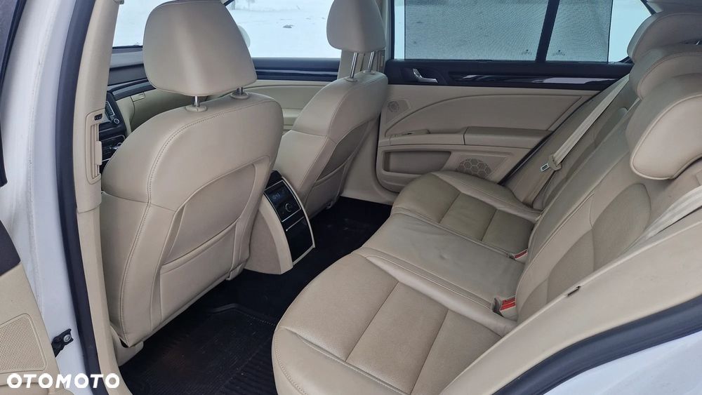 Skoda Superb 2.0 TSI L&K DSG - 8