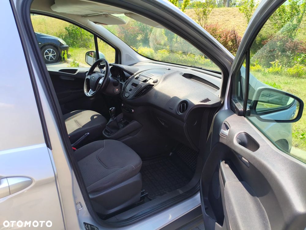 Ford Transit Courier - 2