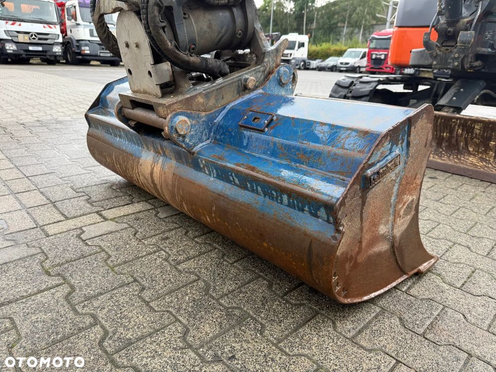 Komatsu PC58MR-5E0 - 15