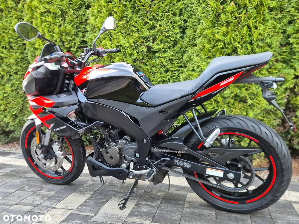Aprilia Tuono - 6