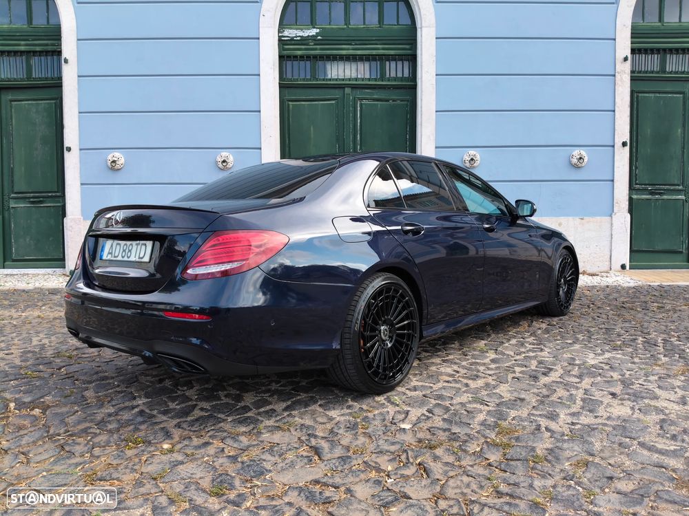 Mercedes-Benz E 43 AMG 4Matic 9G-TRONIC - 4