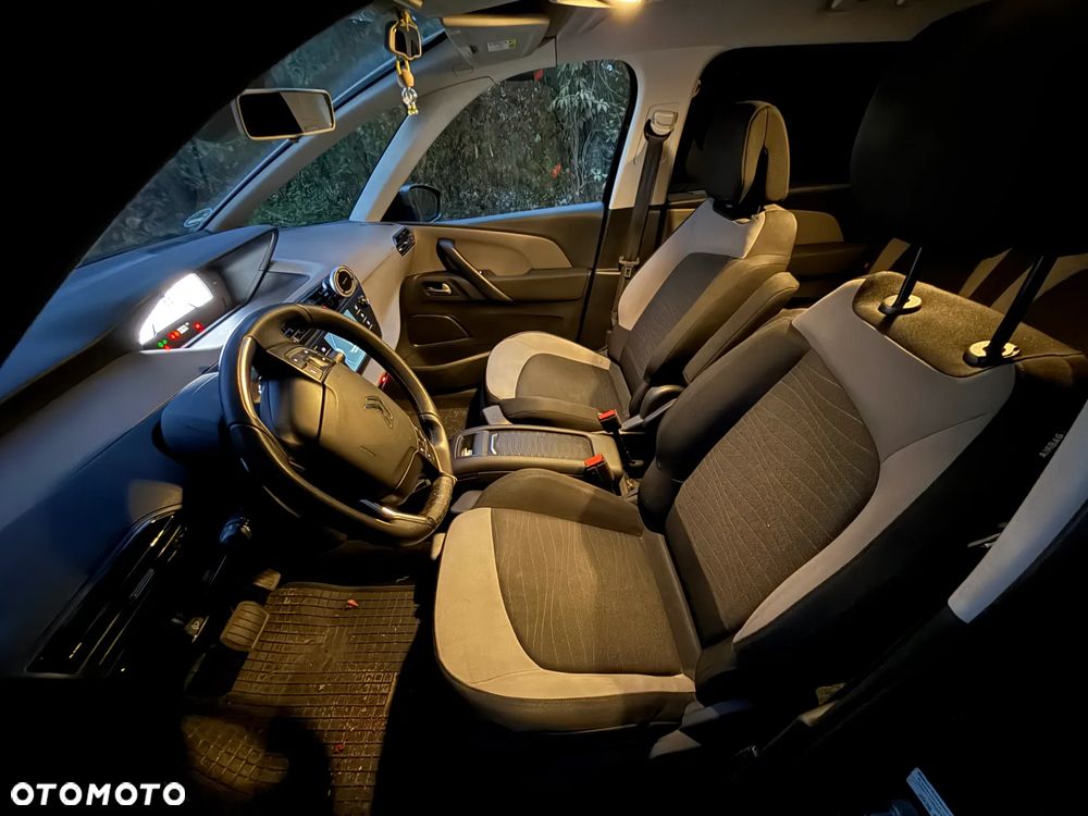 Citroën C4 Picasso - 6