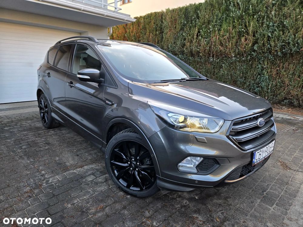 Ford Kuga 1.5 EcoBoost 2x4 SYNC - 1