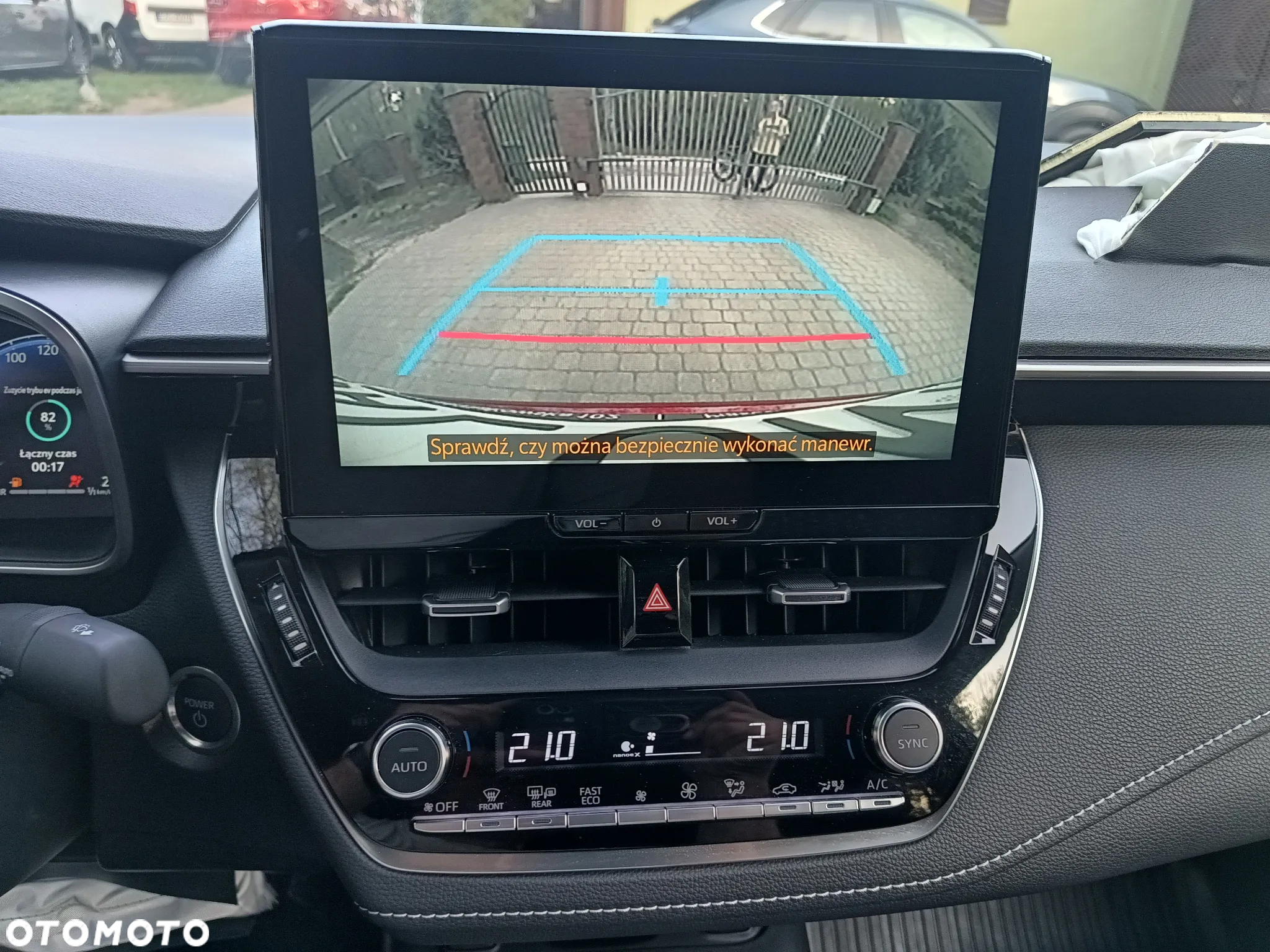 Toyota Corolla 1.8 Hybrid Style - 14