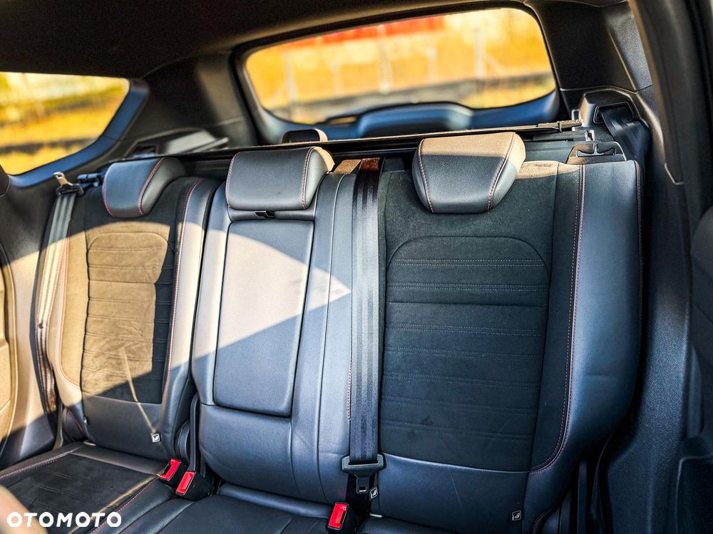 Ford Kuga 2.0 TDCi 4x4 ST-Line - 29