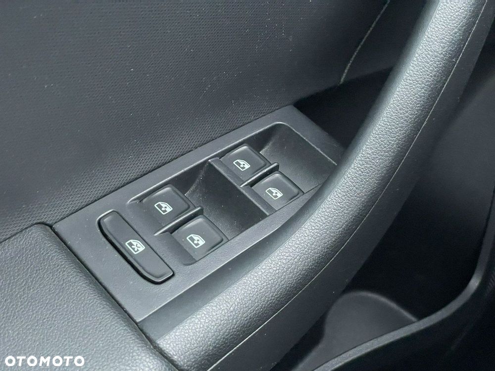 Skoda RAPID 1.4 TDI Ambition - 13